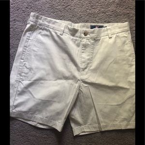 Vineyard Vines Mens breaker shorts